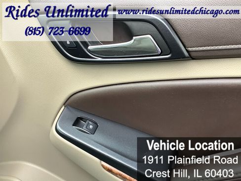 Used 2017 Chevrolet Suburban Premier AWD/4WD image 37