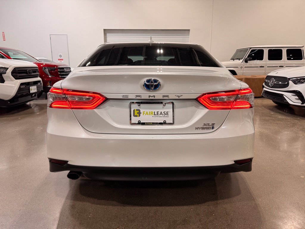 Used 2019 Toyota Camry XLE FWD image 6