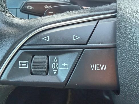 Used 2023 Audi Q3 2.0T Premium w/ Black Optic Sport Package AWD/4WD image 22