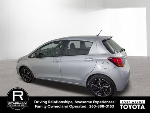 Used 2015 Toyota Yaris SE FWD image 10