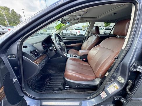 Used 2014 Subaru Outback 2.5i Limited AWD/4WD image 9