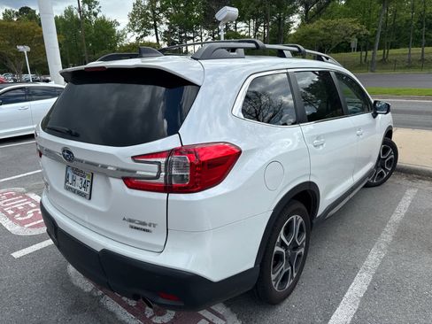 Used 2023 Subaru Ascent Limited w/ Technology Package image 4