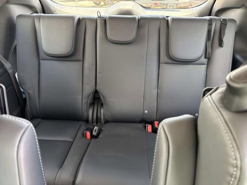 New 2026 Subaru Ascent Premium AWD/4WD image 17