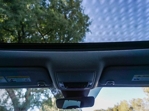 Used 2023 Acura MDX FWD w/ Technology Package image 13