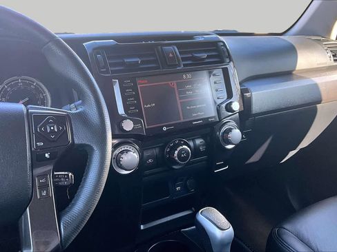 Certified 2021 Toyota 4Runner TRD Off-Road AWD/4WD image 7