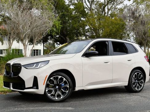 Used 2025 BMW X3 M50 w/ Premium Package image 23