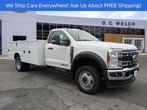 New 2025 Ford F550 4x4 Regular Cab Super Duty image 1