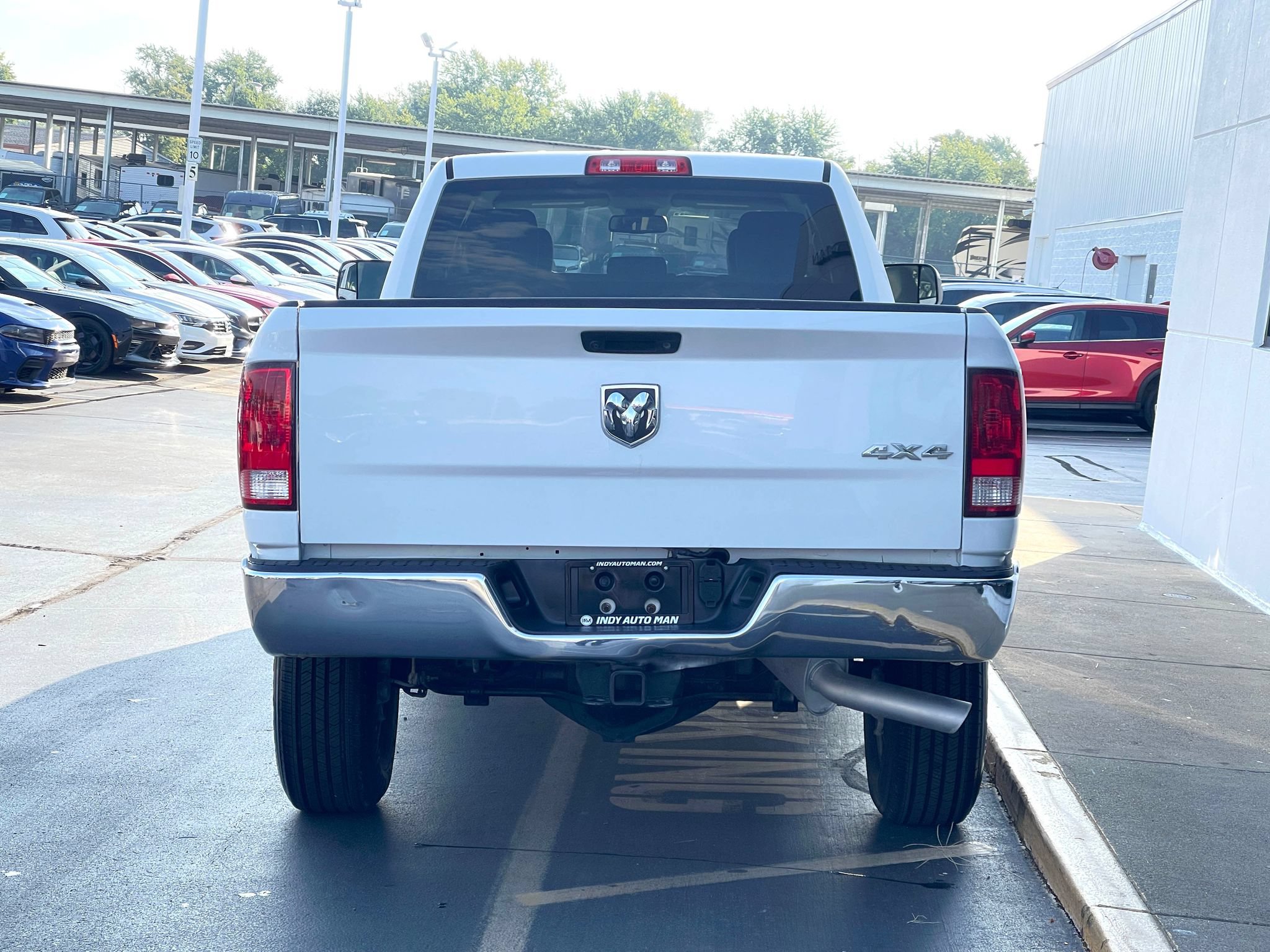 Used 2018 RAM 2500 Tradesman w/ Chrome Appearance Group AWD/4WD image 4