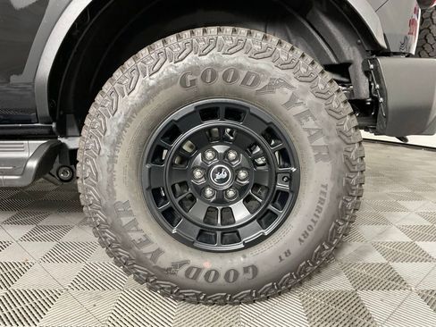 New 2026 Ford Bronco Outer Banks w/ Sasquatch Package AWD/4WD image 9