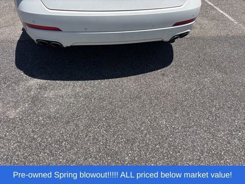 Used 2019 Maserati Levante AWD/4WD image 9