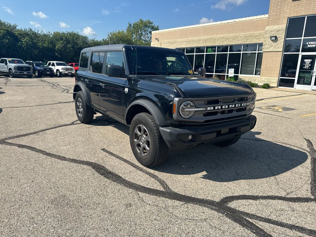 Used 2023 Ford Bronco Big Bend AWD/4WD image 3