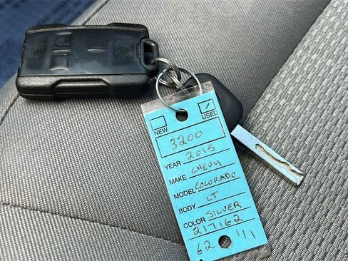 Used 2015 Chevrolet Colorado LT image 37