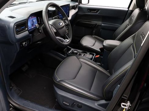 New 2026 Ford Maverick Lobo AWD/4WD image 10