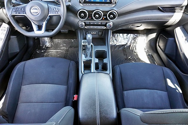 Used 2024 Nissan Sentra SV FWD image 29