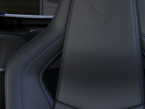 New 2026 Chevrolet Corvette Stingray Preferred Cpe w/ 2LT image 21