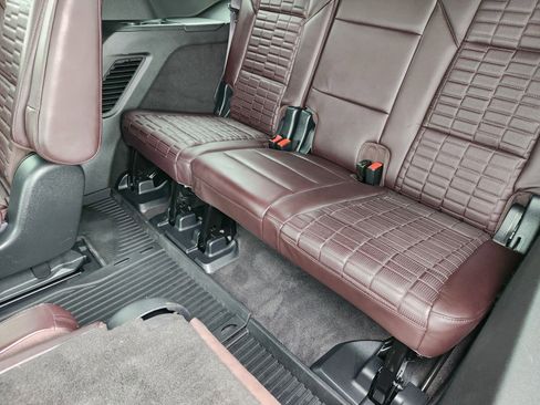 Used 2023 Cadillac Escalade Sport Platinum w/ LPO, Floor Liner Package image 15