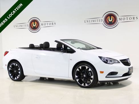 Used 2018 Buick Cascada Sport Touring w/ Dark Effects Package FWD image 10