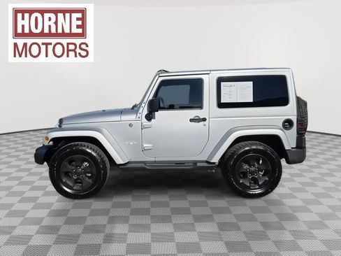 Used 2012 Jeep Wrangler Sahara image 4
