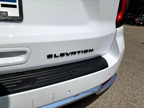 New 2026 GMC Yukon XL Elevation w/ Elevation Premium Package AWD/4WD image 9