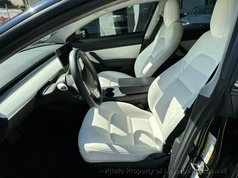 Used 2021 Tesla Model 3 Standard Range Plus RWD image 8
