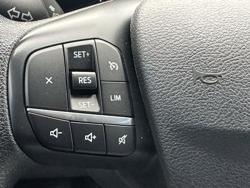 Used 2022 Ford Transit 350 XLT image 25