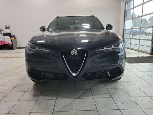 Used 2024 Alfa Romeo Stelvio Ti AWD/4WD image 11