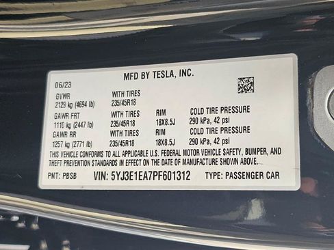 Used 2023 Tesla Model 3 Standard Range RWD image 33