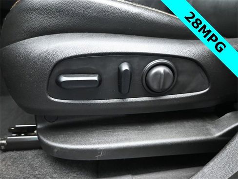 Used 2020 GMC Terrain SLT image 7