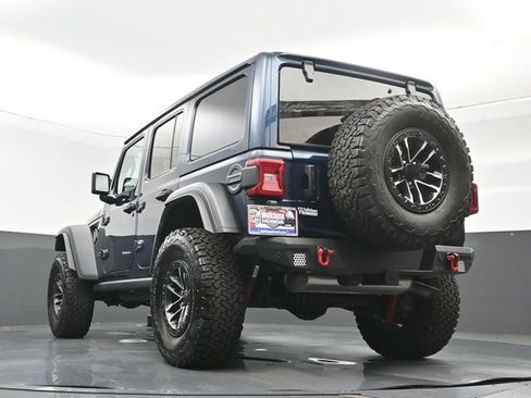 Used 2025 Jeep Wrangler Unlimited Rubicon w/ XTREMEE 35" Tire Package AWD/4WD image 23