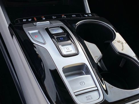 Used 2024 Hyundai Tucson Limited image 17