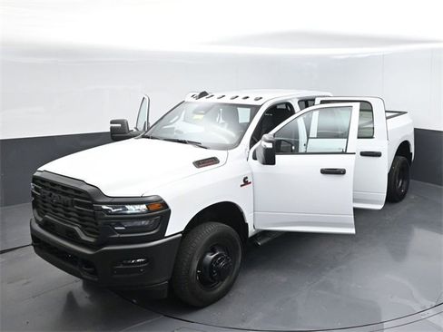 Used 2025 RAM 3500 Tradesman image 51