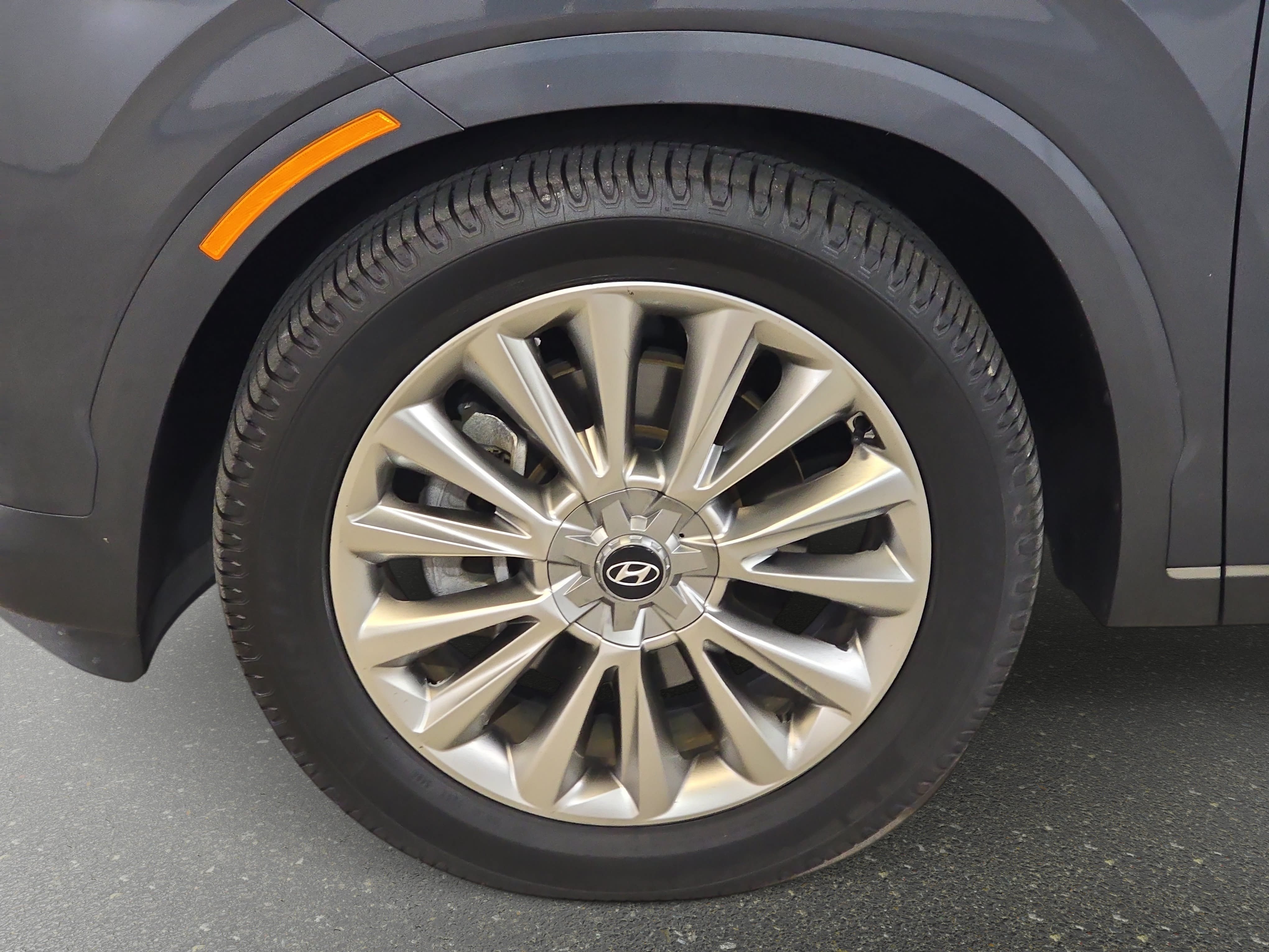 Used 2020 Hyundai Palisade Limited FWD image 32