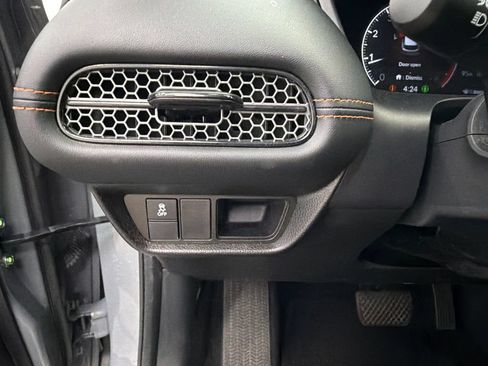 Used 2025 Honda HR-V Sport image 29