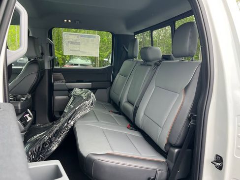 New 2025 Ford F150 Lariat w/ Equipment Group 501A Mid image 15