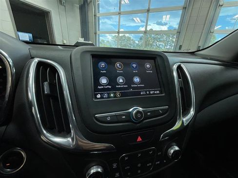 Used 2019 Chevrolet Equinox LT image 16