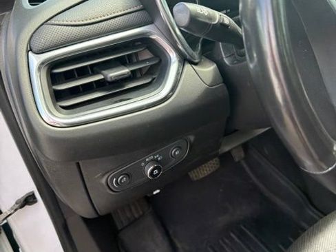Used 2018 Chevrolet Equinox Premier AWD/4WD image 12
