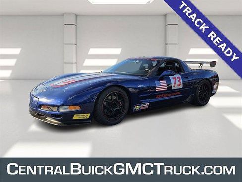 Used 2004 Chevrolet Corvette Z06 w/ Z06 Preferred Equipment Group image 1