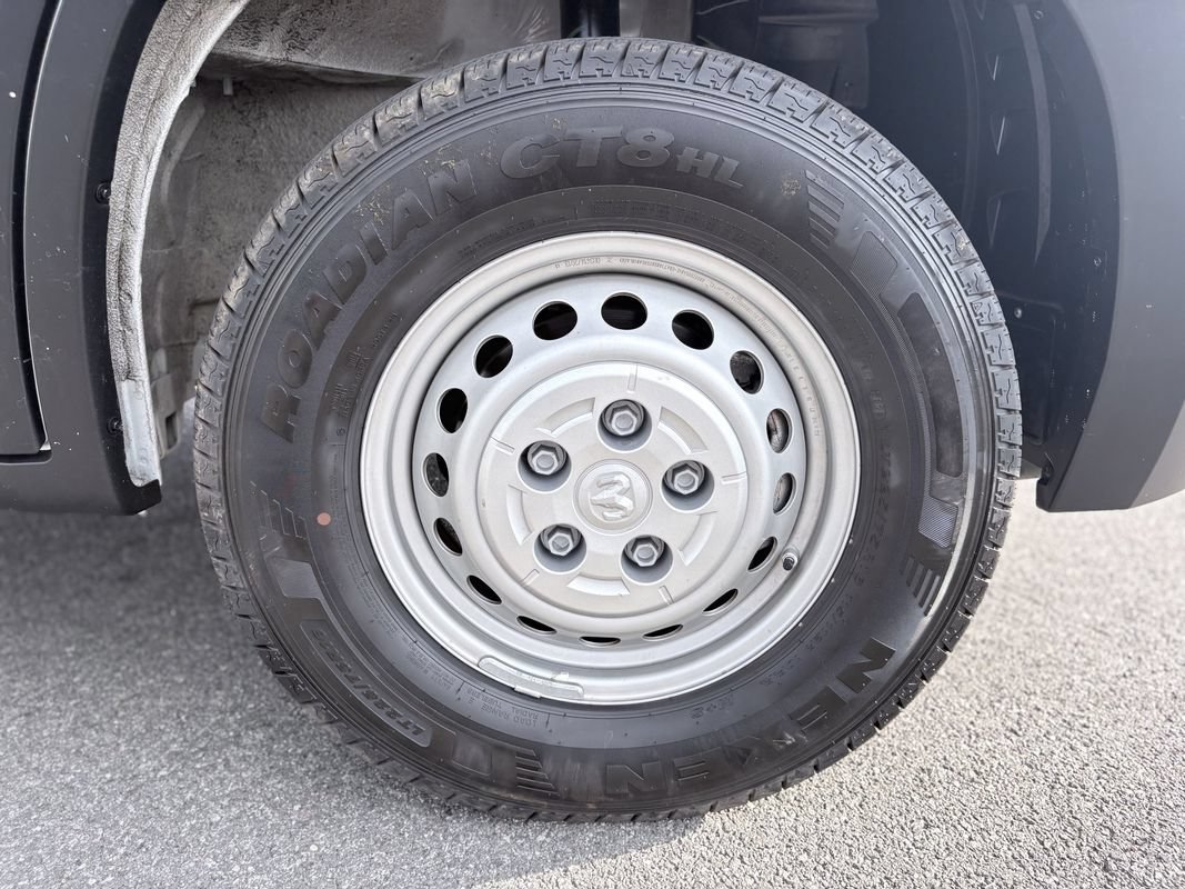 Used 2026 RAM ProMaster 2500 w/ Convenience Group FWD image 32