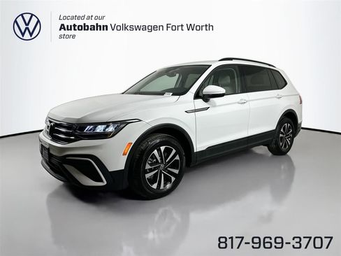 Certified 2024 Volkswagen Tiguan S image 1