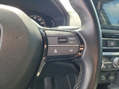 Used 2022 Honda Civic EX image 21