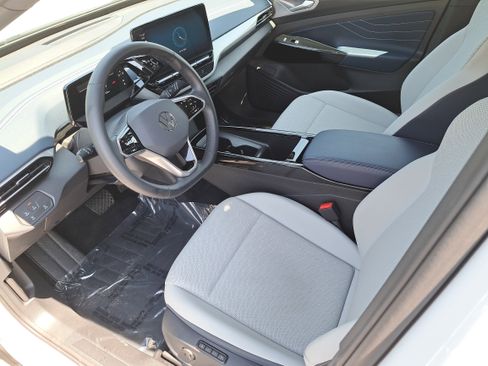 Used 2024 Volkswagen ID.4 S RWD image 16