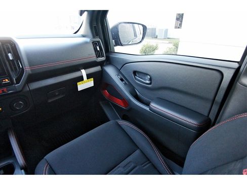 New 2026 Nissan Frontier PRO-4X w/ Pro-4x Convenience Package image 8