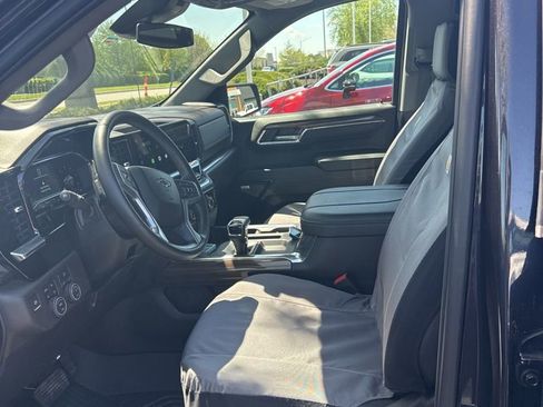 Used 2024 Chevrolet Silverado 1500 RST image 8