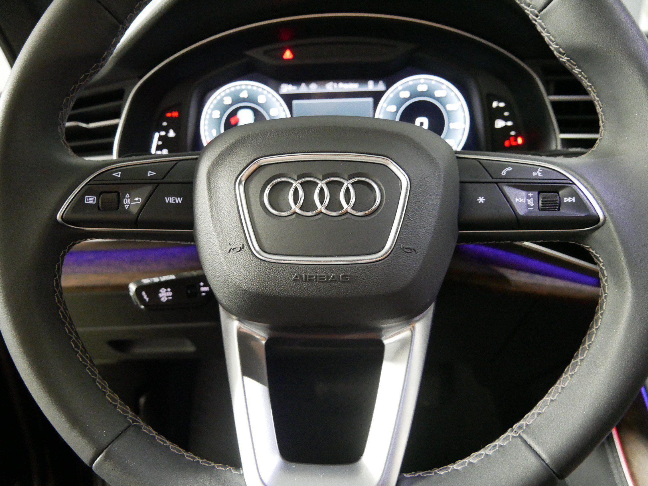 Used 2025 Audi Q7 3.0T Prestige AWD/4WD image 25