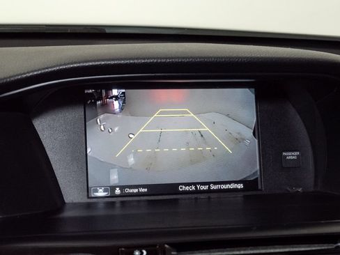 Used 2017 Honda Accord Sport image 16