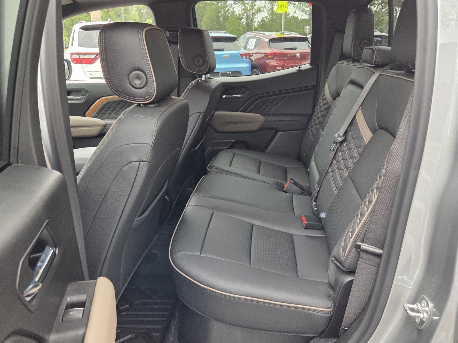 Used 2026 GMC Canyon Denali AWD/4WD image 14