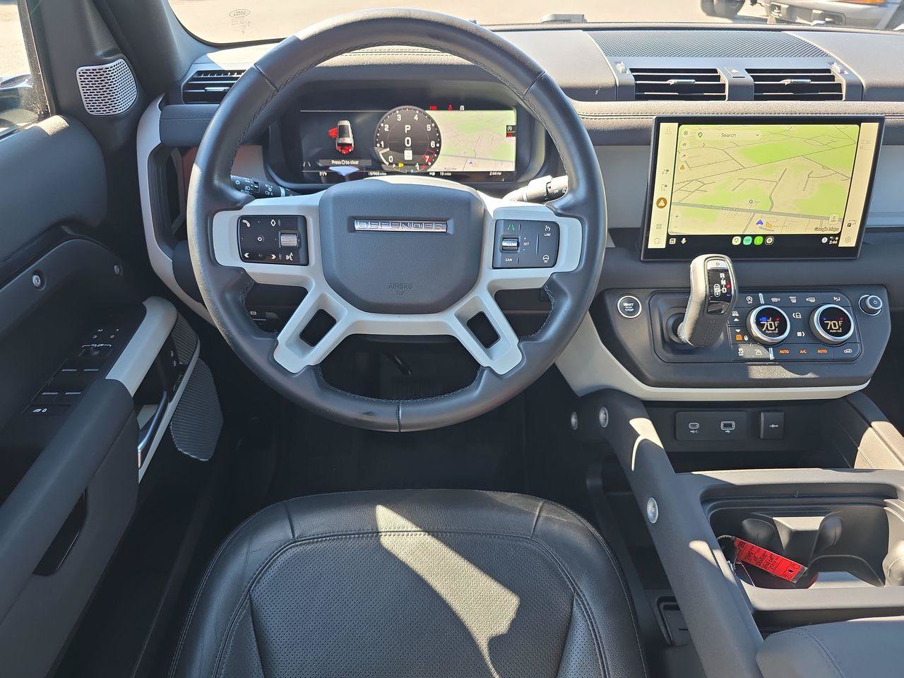 Used 2023 Land Rover Defender 130 SE AWD/4WD image 6