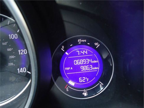Used 2018 Honda Fit LX image 24