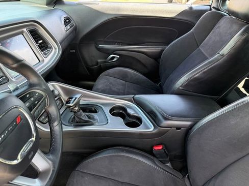 Used 2019 Dodge Challenger R/T w/ Plus Package RWD image 9