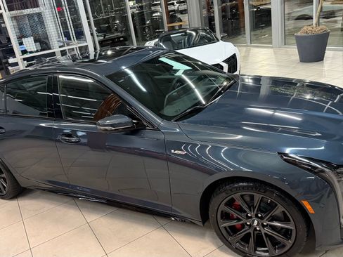 Used 2025 Cadillac CT5 V image 9